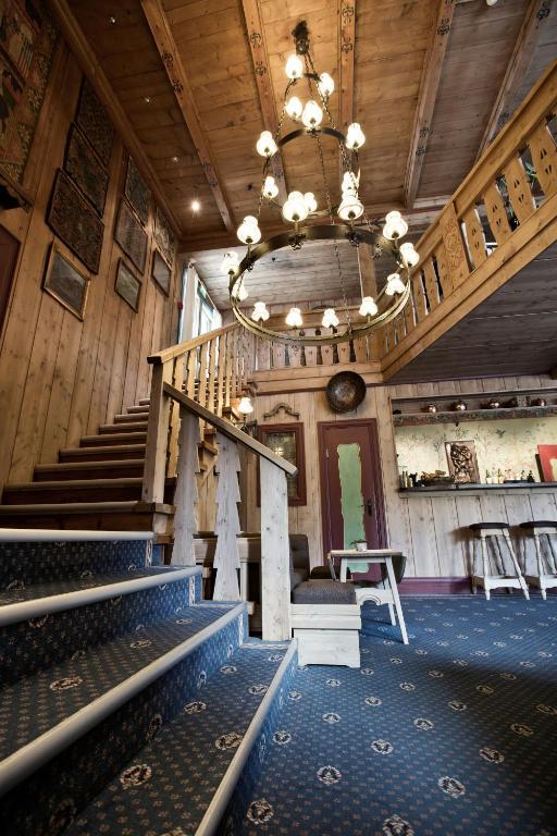 Fossheim Hotel Lom Extérieur photo
